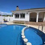 Dorada Villa *